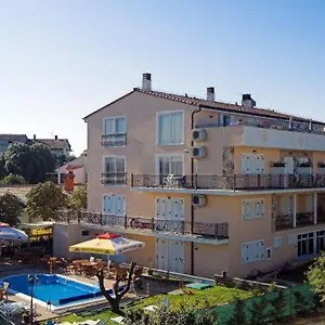 Gasthuis Pansion Sport, Štinjan
