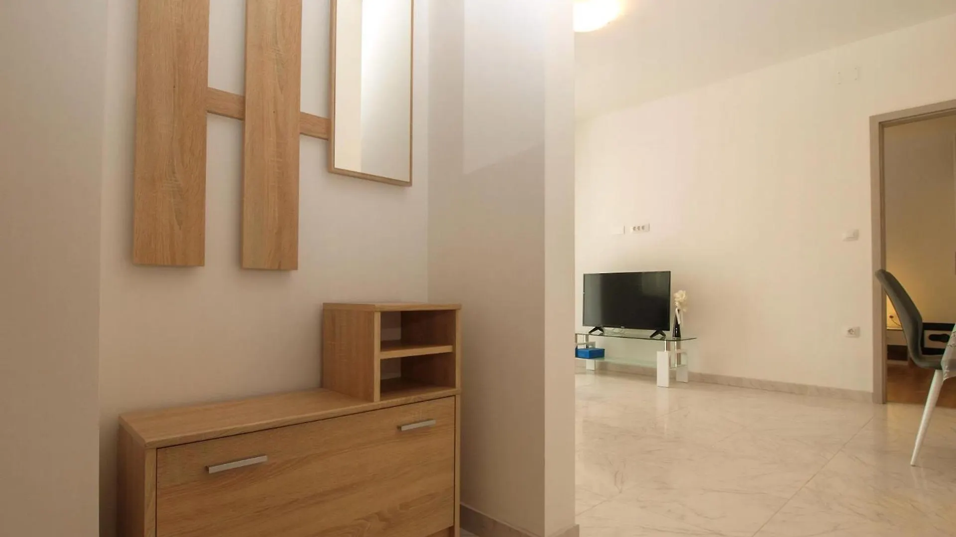 Apartment Villa Pikula Ferienwohnung Mit Gemeinsamem Pool Stinjan